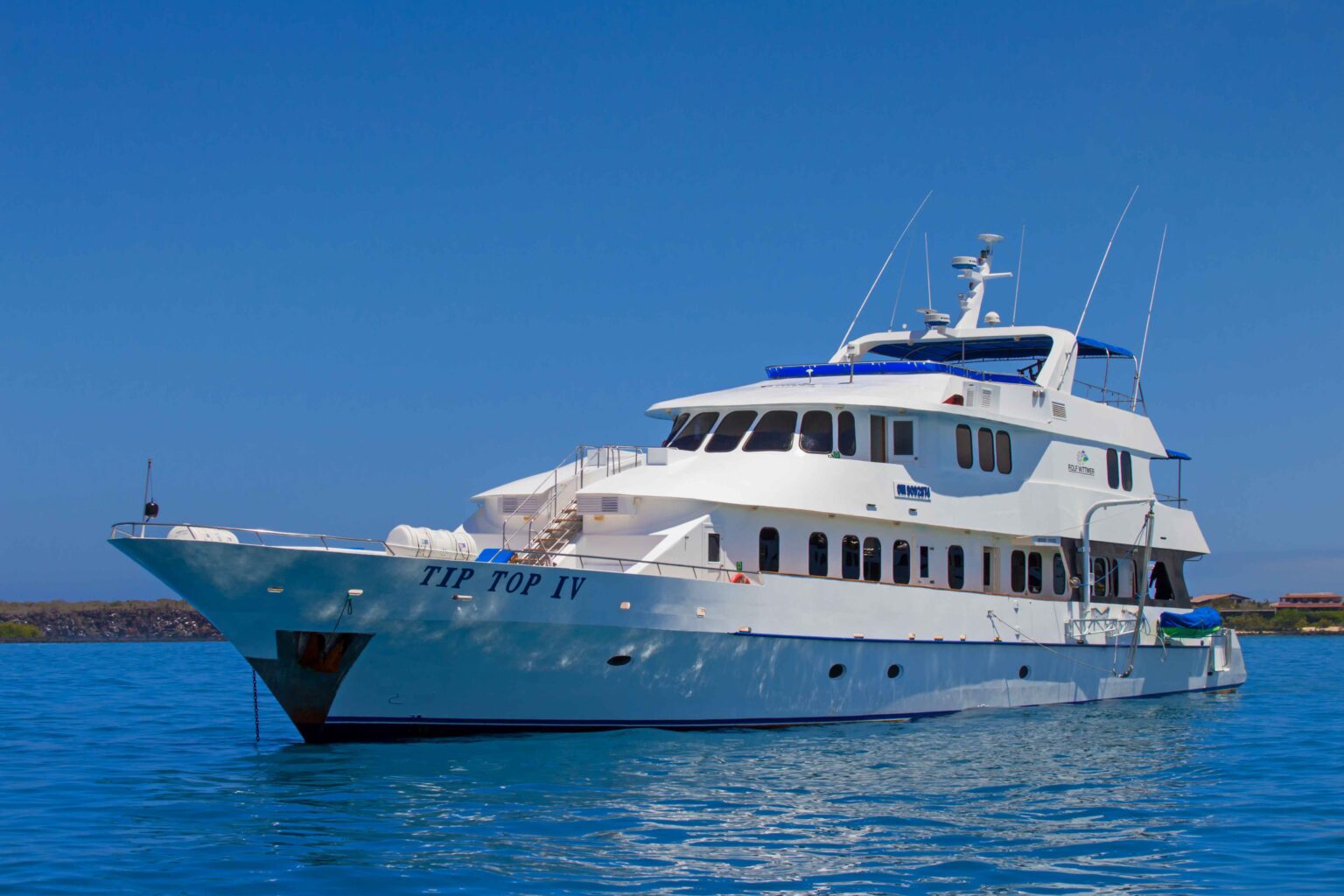 crucero-tip-top-iv-galapagos
